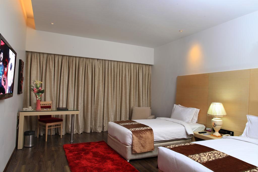 Vw Canyon Rāipur Habitación foto