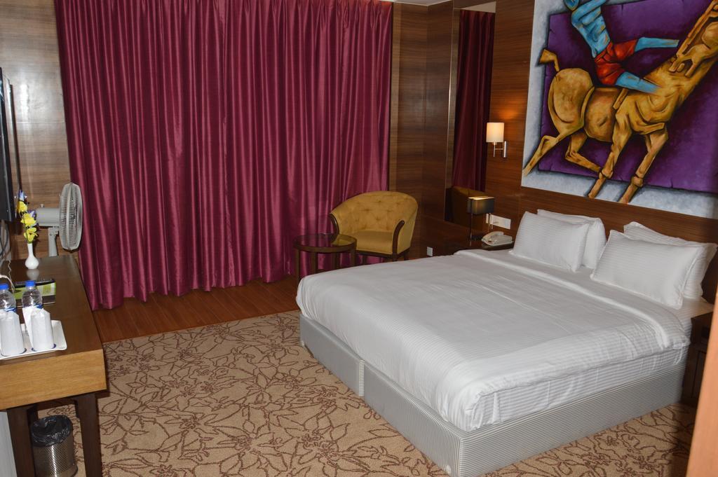 Vw Canyon Rāipur Habitación foto